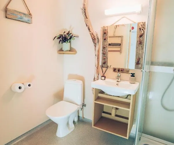 Hostel Furu Hostel&café Bostad