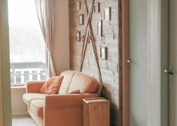 Furu & Cafe * Bostad